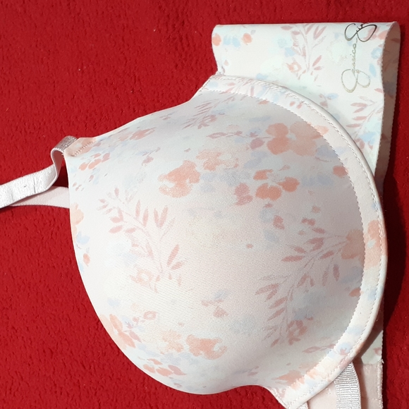 JESSICA SIMPSON BRA. - Picture 2 of 4